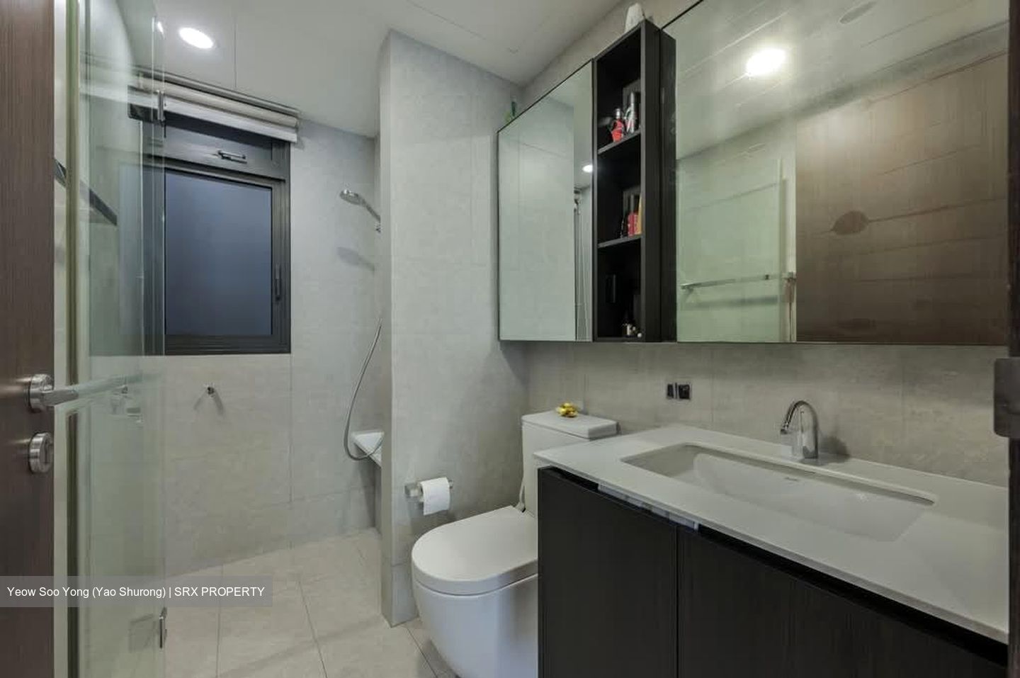 iNZ Residence (D23), Condominium #584410121